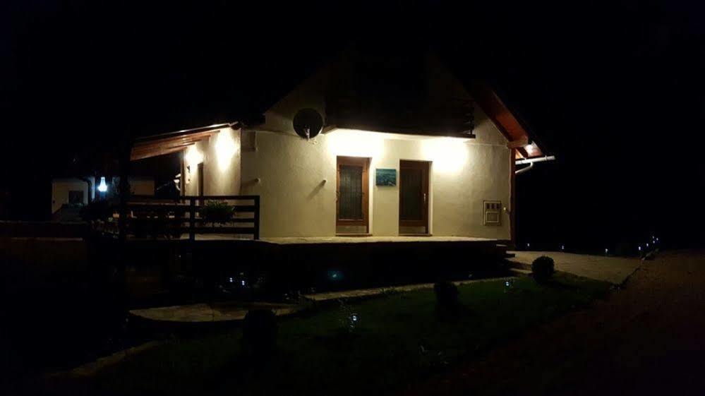 Guest House Plitvice Waterfall Plitvicka Jezera Ngoại thất bức ảnh