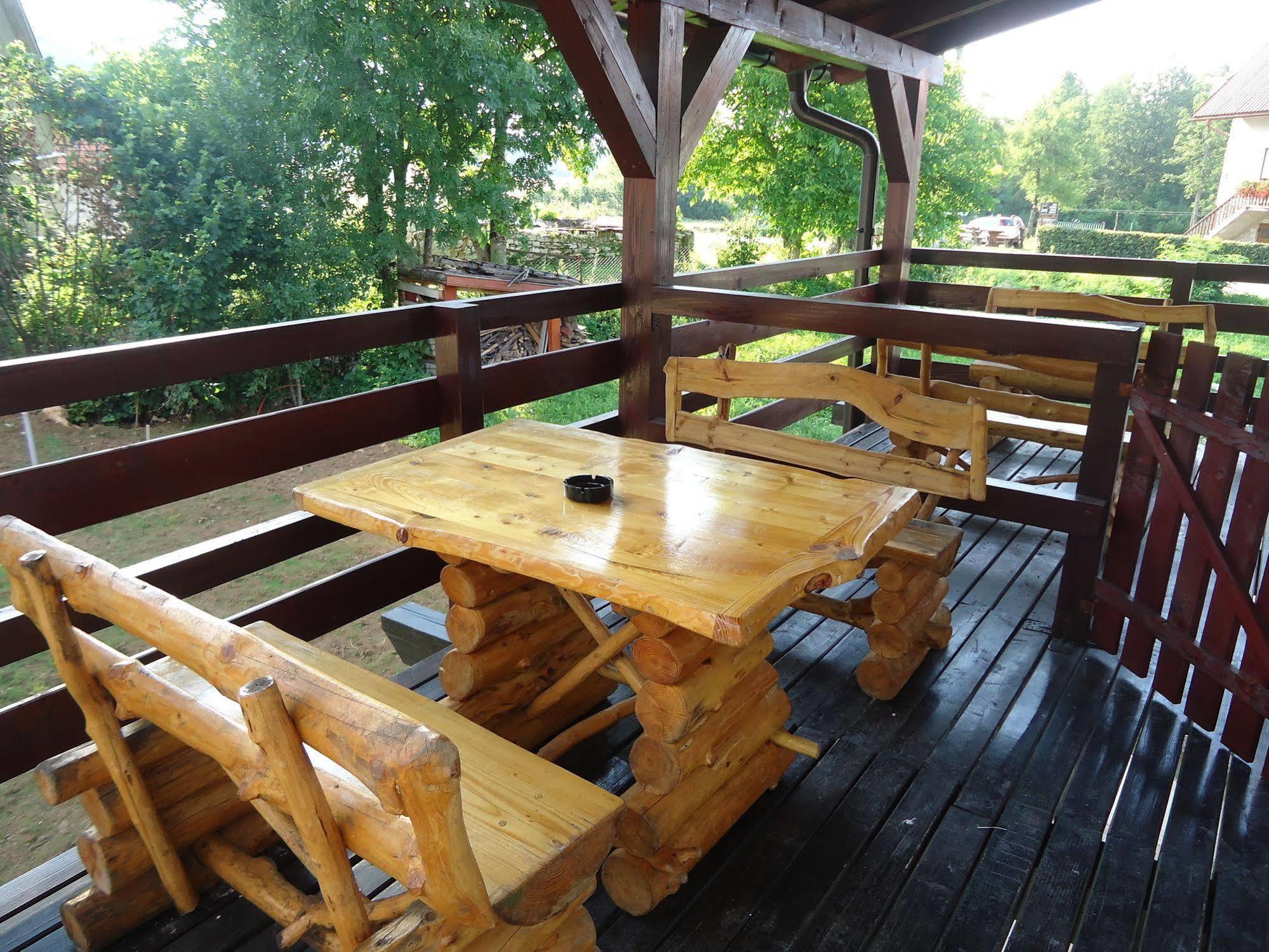 Guest House Plitvice Waterfall Plitvicka Jezera Ngoại thất bức ảnh