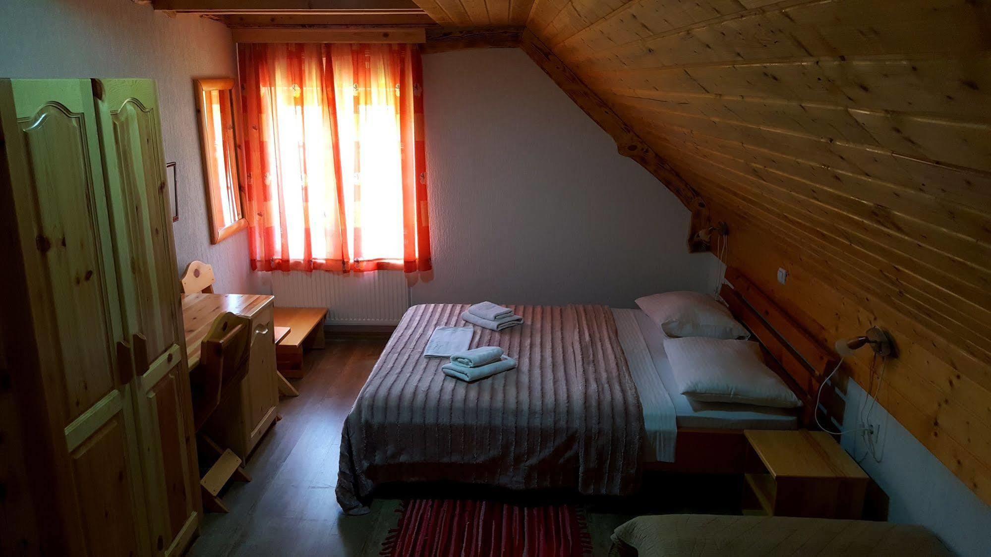 Guest House Plitvice Waterfall Plitvicka Jezera Ngoại thất bức ảnh