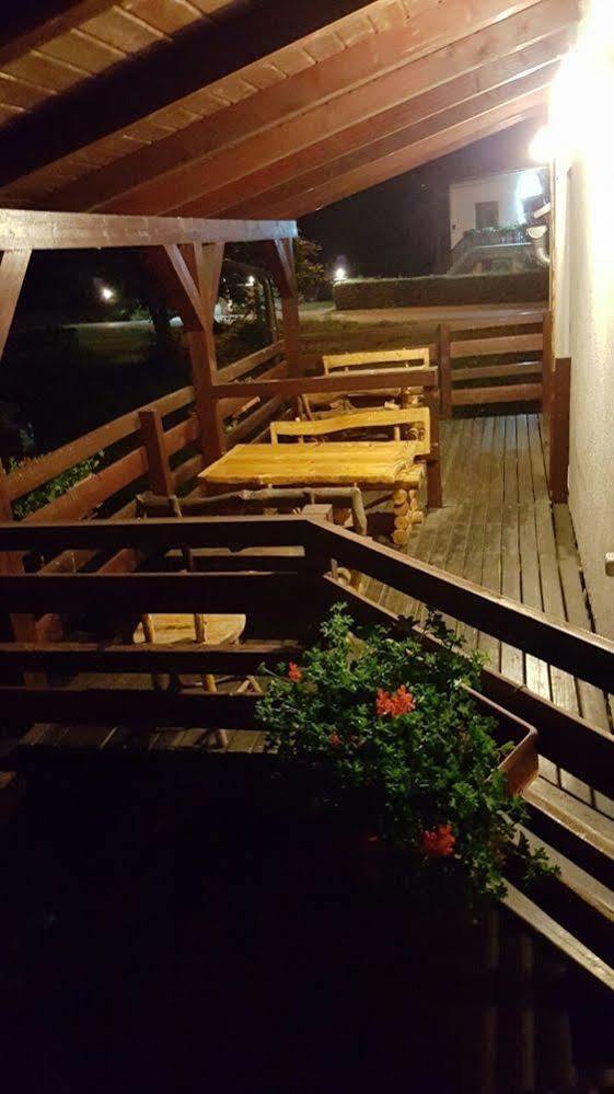Guest House Plitvice Waterfall Plitvicka Jezera Ngoại thất bức ảnh